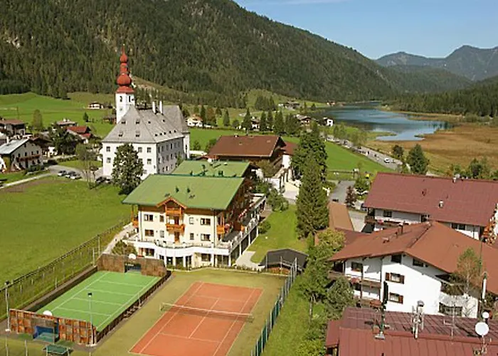 Hotel Pillerseehof 4*